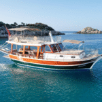 Яхт-Тур по Кекове: Ежедневные и Почасовые Туры с Включённым Питанием